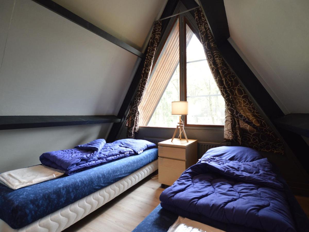 Holiday Home With Large Terrace Stramproy Екстериор снимка