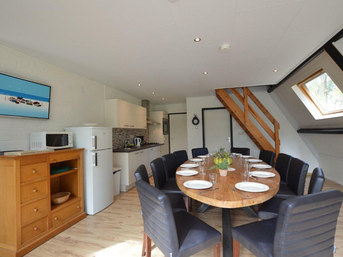 Holiday Home With Large Terrace Stramproy Екстериор снимка
